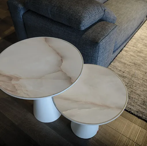 Tavolino in poliuretano verniciato bianco e piano in ceramica Peyote Keramik di Cattelan Italia
