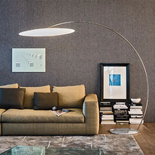 Lampada da terra in polietilene bianco Astra Arc di Cattelan Italia