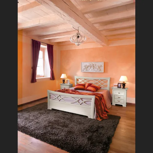 Letto in legno laccato opaco con testiera Natalia di Tonin Casa