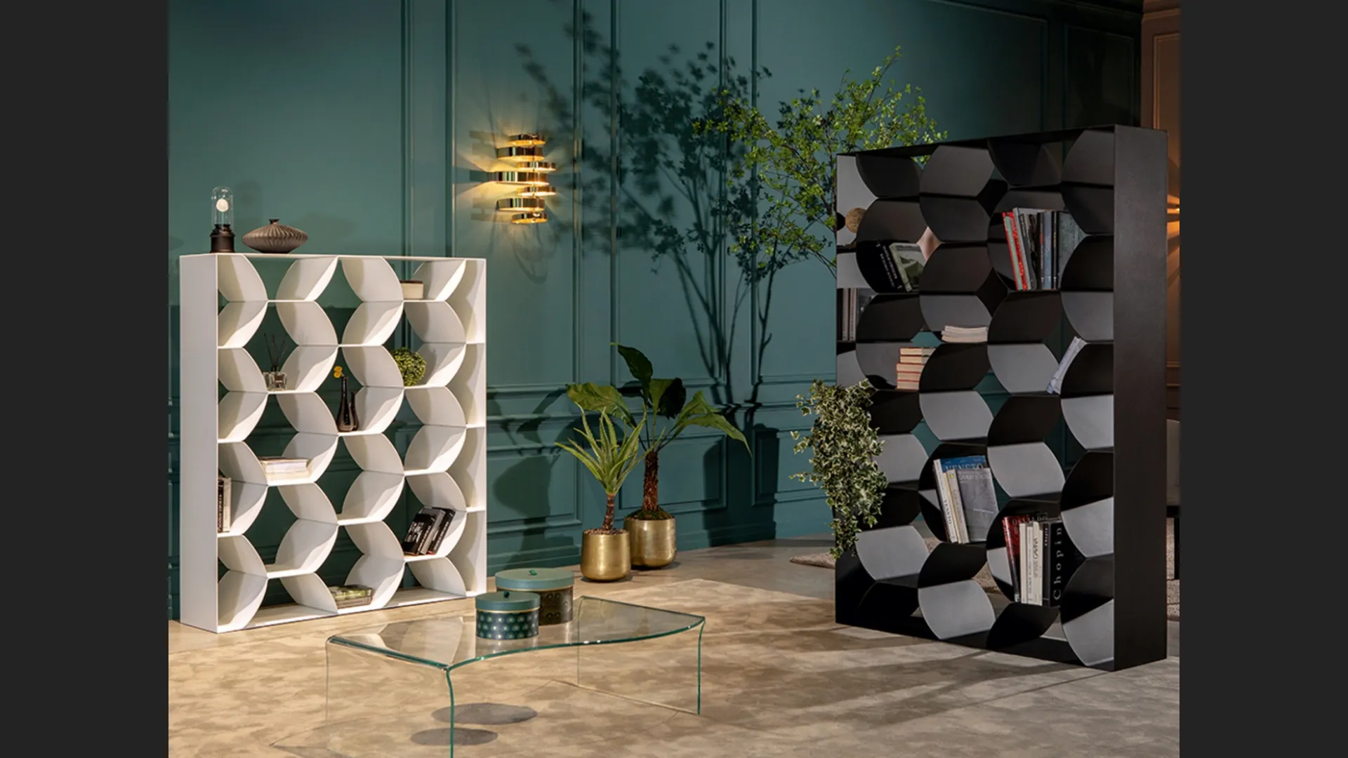 Libreria di design Honeybook in metallo verniciato di Tonin Casa