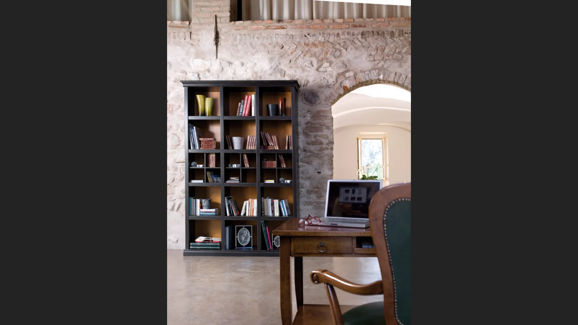 Libreria classica Renata in legno laccato di Tonin Casa