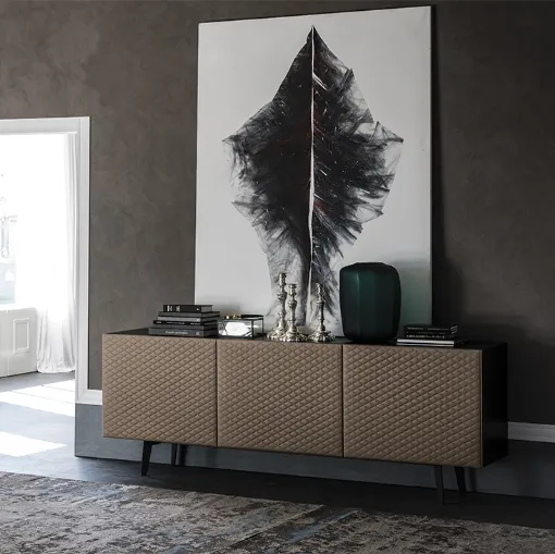 Madia in legno con ante rivestite in ecopelle Absolut di Cattelan Italia