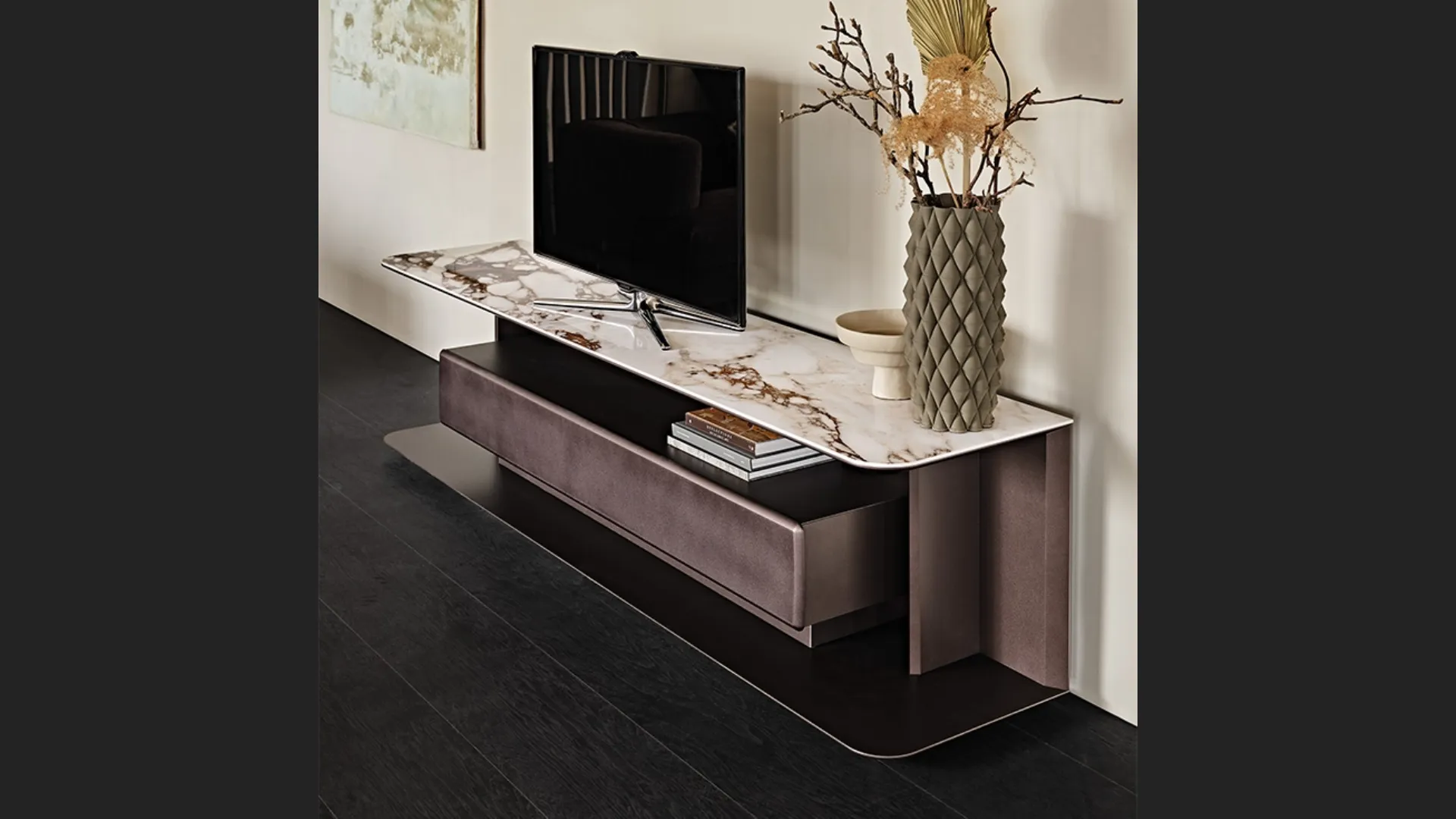 Mobile Porta Tv in legno verniciato con piano in ceramica effetto marmo Award di Cattelan Italia