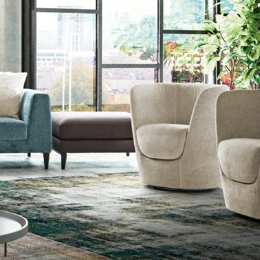 Poltroncina rivestita in tessuto Oplà di Pianca