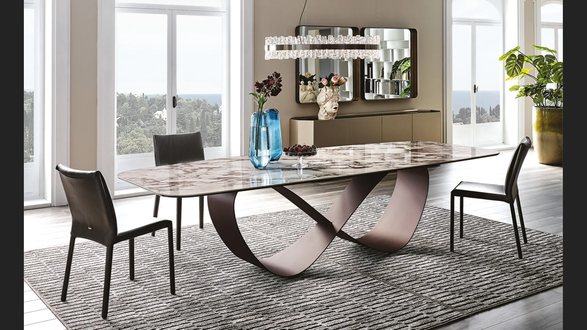 Tavolo con piano in ceramica effetto marmo Butterfly Keramik di Cattelan Italia